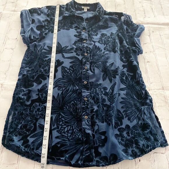 Women's Ecote Anora Floral Short Rollup Sleeve Burnout Velvet Button Down Top S - Picture 9 of 11